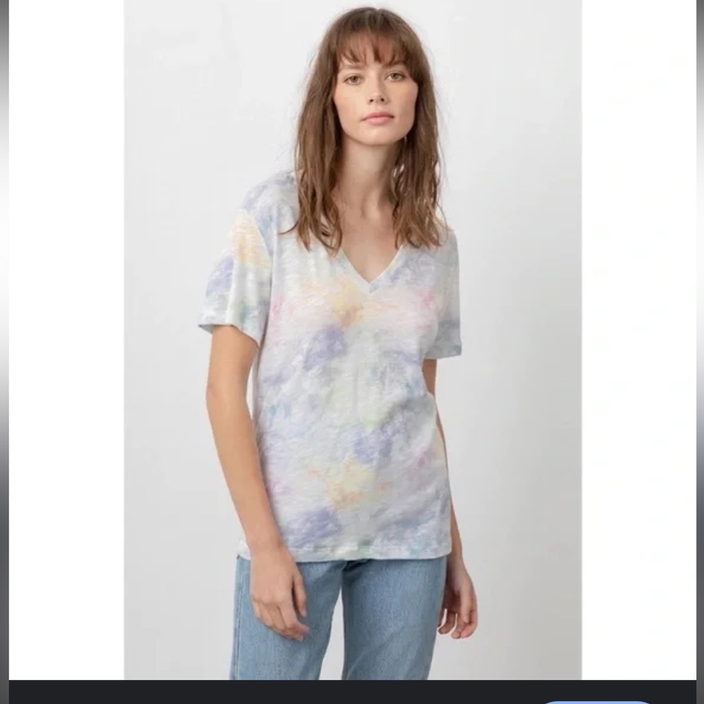 RAILS Cara V neck tie dye tshirt 100% cotton